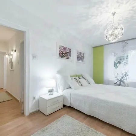 Apartment Privatapartment Mitte Messe Und City